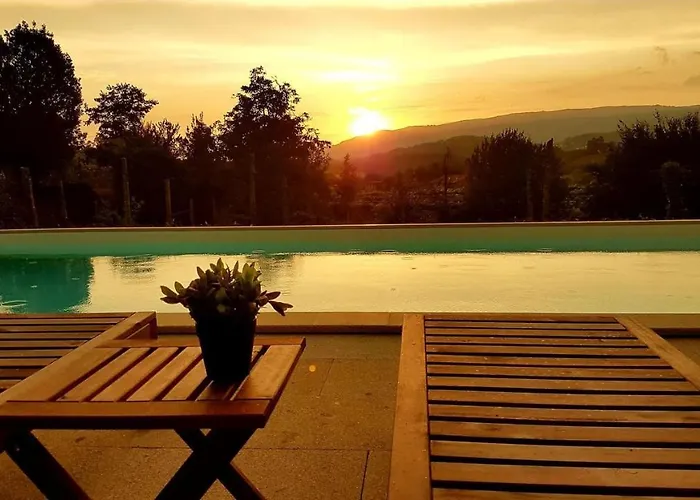 Tree Pool Feriehus *