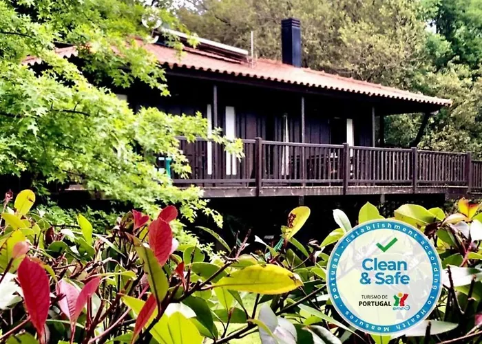 Tree Pool Feriehus *